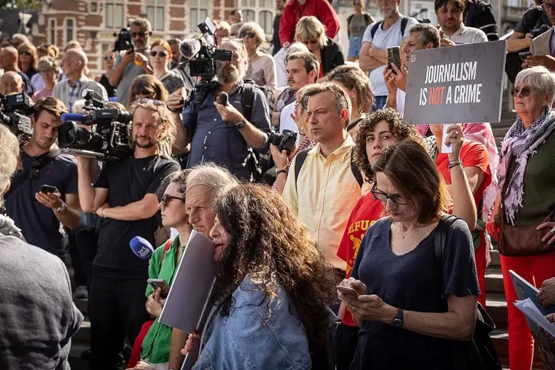 Mudaaharaadka Brussels.jpg